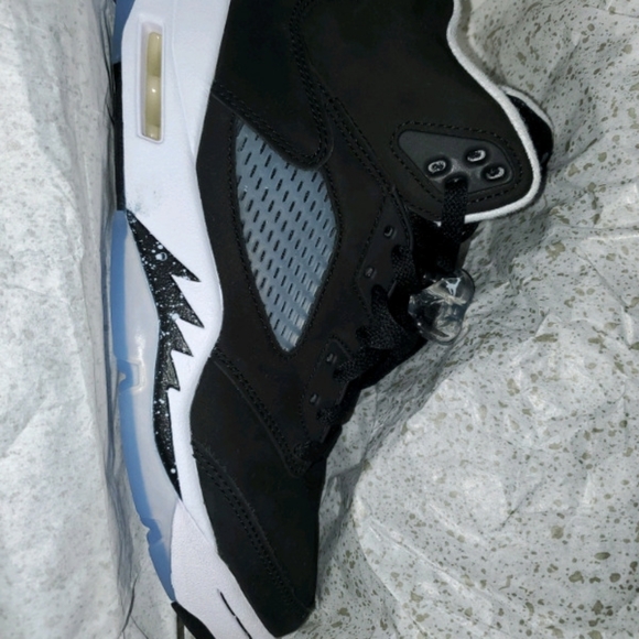 Air jordan 5 Moonlight/oreo 2021 - Picture 4 of 4